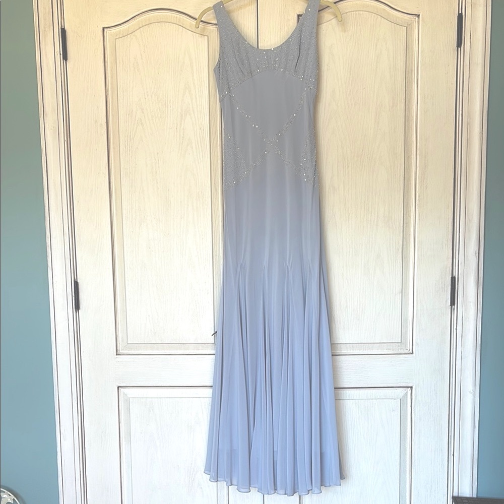 Blue Sleeveless Scoop Neck Sheath Evening Dress w Beading